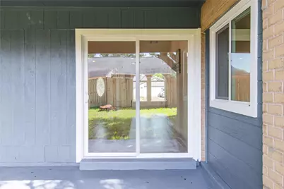 10110 Hollow Canyon Drive, Sugar Land, TX 77498 - Photo 23