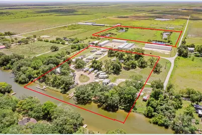 234 County Road 285, Sargent, TX 77414 - Photo 7