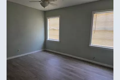 31 14th Avenue N, Texas City, TX 77590 - Photo 9