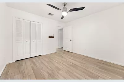 10106 Inwood Drive, Houston, TX 77042 - Photo 33