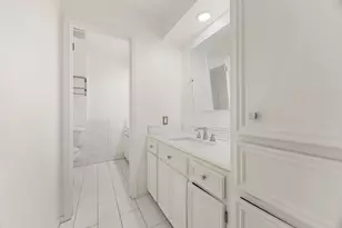 10106 Inwood Dr, Houston, TX 77042 - Photo 29