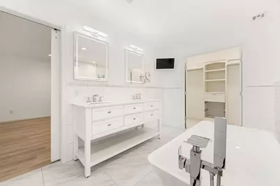 10106 Inwood Drive, Houston, TX 77042 - Photo 21