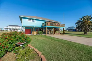 117 S Verdia Dr, Crystal Beach, TX 77650 - Photo 9