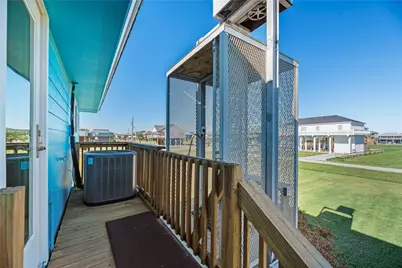 117 S Verdia Drive, Crystal Beach, TX 77650 - Photo 21