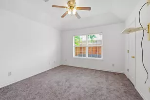 1400 Prairie Dr, Bryan, TX 77802 - Photo 11