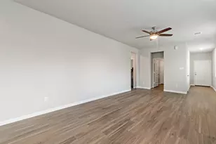 13770 Goldeye Dr, Conroe, TX 77384 - Photo 3