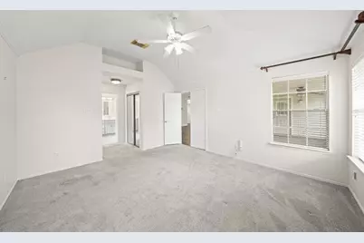 2727 N Peach Hollow Circle, Pearland, TX 77584 - Photo 13