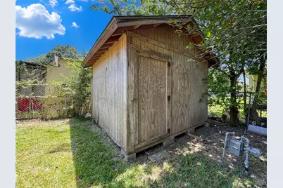 1003 W Hart Avenue, Pasadena, TX 77506 - Photo 23