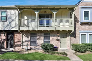 10358 Hammerly Blvd, Houston, TX 77043 - Photo 1