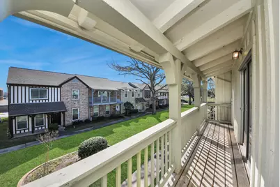 10358 Hammerly Boulevard #18, Houston, TX 77043 - Photo 27