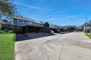 10358 Hammerly Blvd, Houston, TX 77043 - Photo 41