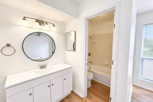 7200 W T C Jester Blvd, Houston, TX 77088 - Photo 7
