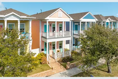 2308 Bernardo De Galvez, Galveston, TX 77550 - Photo 39