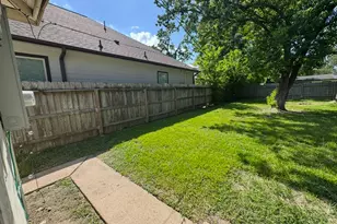 7305 Yoe St, Houston, TX 77016 - Photo 13