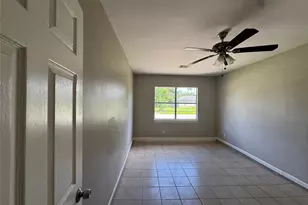 7305 Yoe St, Houston, TX 77016 - Photo 9