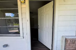 7305 Yoe St, Houston, TX 77016 - Photo 3