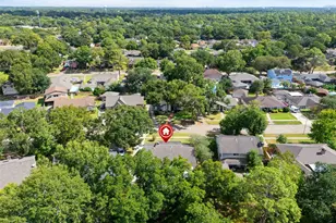 15214 St Cloud Dr, Houston, TX 77062 - Photo 41