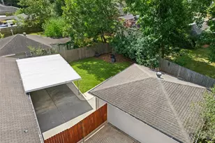 15214 St Cloud Dr, Houston, TX 77062 - Photo 37