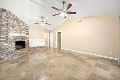 15214 Saint Cloud Drive, Houston, TX 77062 - Photo 5
