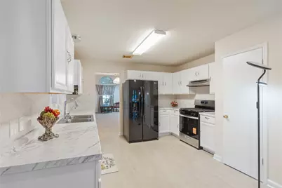 12126 Meadow Place Drive, Houston, TX 77071 - Photo 9