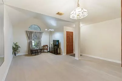 12126 Meadow Place Drive, Houston, TX 77071 - Photo 5