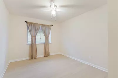 12126 Meadow Place Drive, Houston, TX 77071 - Photo 23