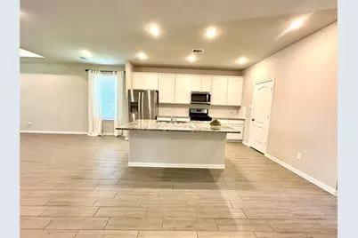 8319 Divot Trace, Fulshear, TX 77441 - Photo 9