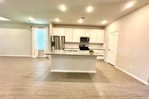 8319 Divot Trce, Fulshear, TX 77441 - Photo 9