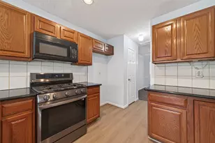 1343 Edenderry Ln, Sugar Land, TX 77459 - Photo 11