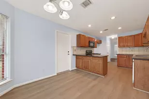 1343 Edenderry Ln, Sugar Land, TX 77459 - Photo 9