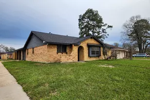 9750 Hillis St, Houston, TX 77078 - Photo 35