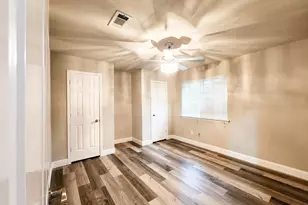 9750 Hillis St, Houston, TX 77078 - Photo 25