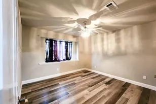 9750 Hillis St, Houston, TX 77078 - Photo 31