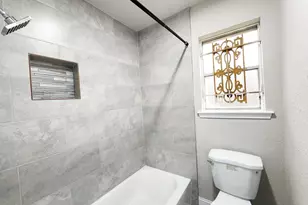 9750 Hillis St, Houston, TX 77078 - Photo 23