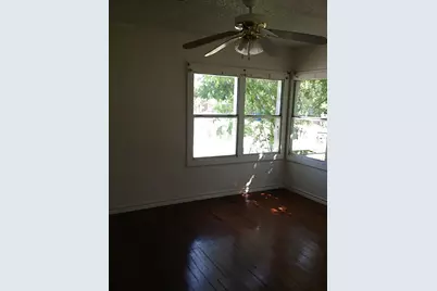 923 McCall, Conroe, TX 77301 - Photo 5
