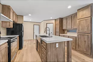 16279 Crockett Martin Ests Dr, Conroe, TX 77306 - Photo 11