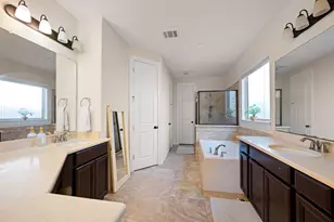 4627 Miramar Dr, League City, TX 77573 - Photo 37