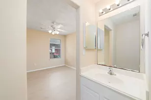 20511 Bouganvilla Blossom Ln Ln, Cypress, TX 77433 - Photo 25