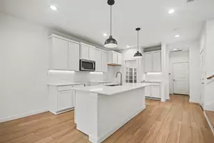 2713 Tierwester St, Houston, TX 77004 - Photo 9