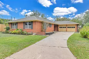 1803 Sea Queen Ct, Houston, TX 77008 - Photo 1