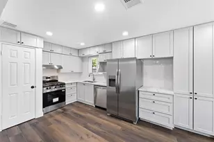 7627 Kellwood Dr, Houston, TX 77040 - Photo 5