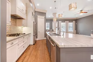 212 W 6th St, Houston, TX 77007 - Photo 9