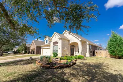 2363 Opal Springs Lane, Friendswood, TX 77546 - Photo 35