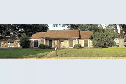 677 N Fowlkes Street, Sealy, TX 77474 - Photo 5
