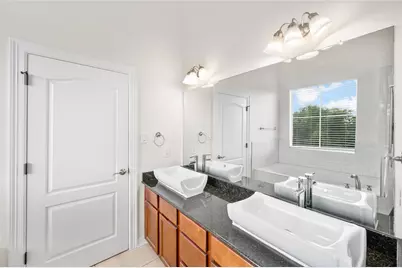 907 McKinney Park Lane, Houston, TX 77003 - Photo 19