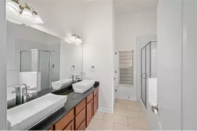907 McKinney Park Lane, Houston, TX 77003 - Photo 17