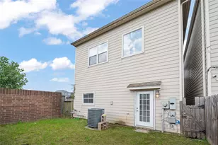 907 McKinney Park Ln, Houston, TX 77003 - Photo 29