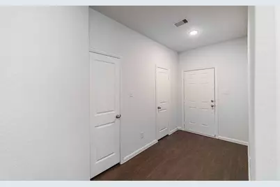 1718 Windrose Bend, Angleton, TX 77515 - Photo 5