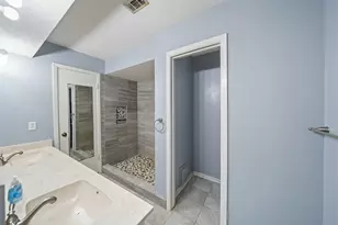 416 Rolling Hills Dr, Conroe, TX 77304 - Photo 13