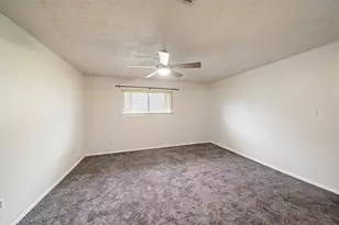 416 Rolling Hills Dr, Conroe, TX 77304 - Photo 15